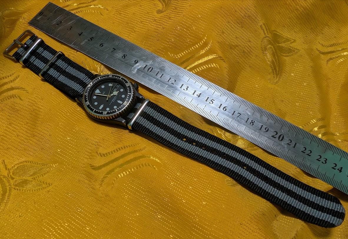 Vintage Pre-Owned ALBA V348-6080 Diver Style Quartz Watch 35mm 15 Bar Japan New NATO Strap New Battery Rare