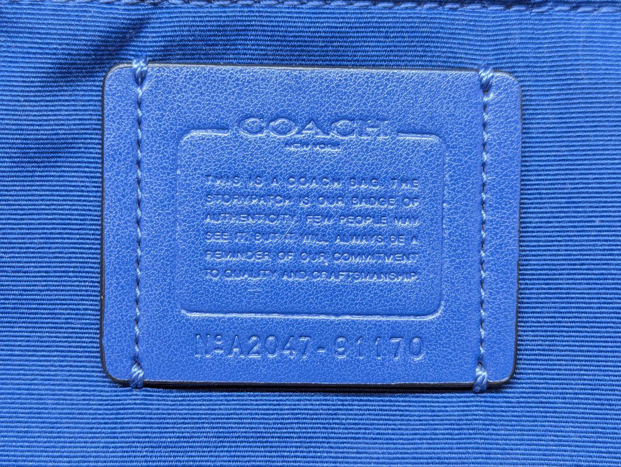 Pre-Owned Coach Canvas Tote Bag Rainbow Logo Large Shopper Coach New York Striped Handles Travel Weekend Bag