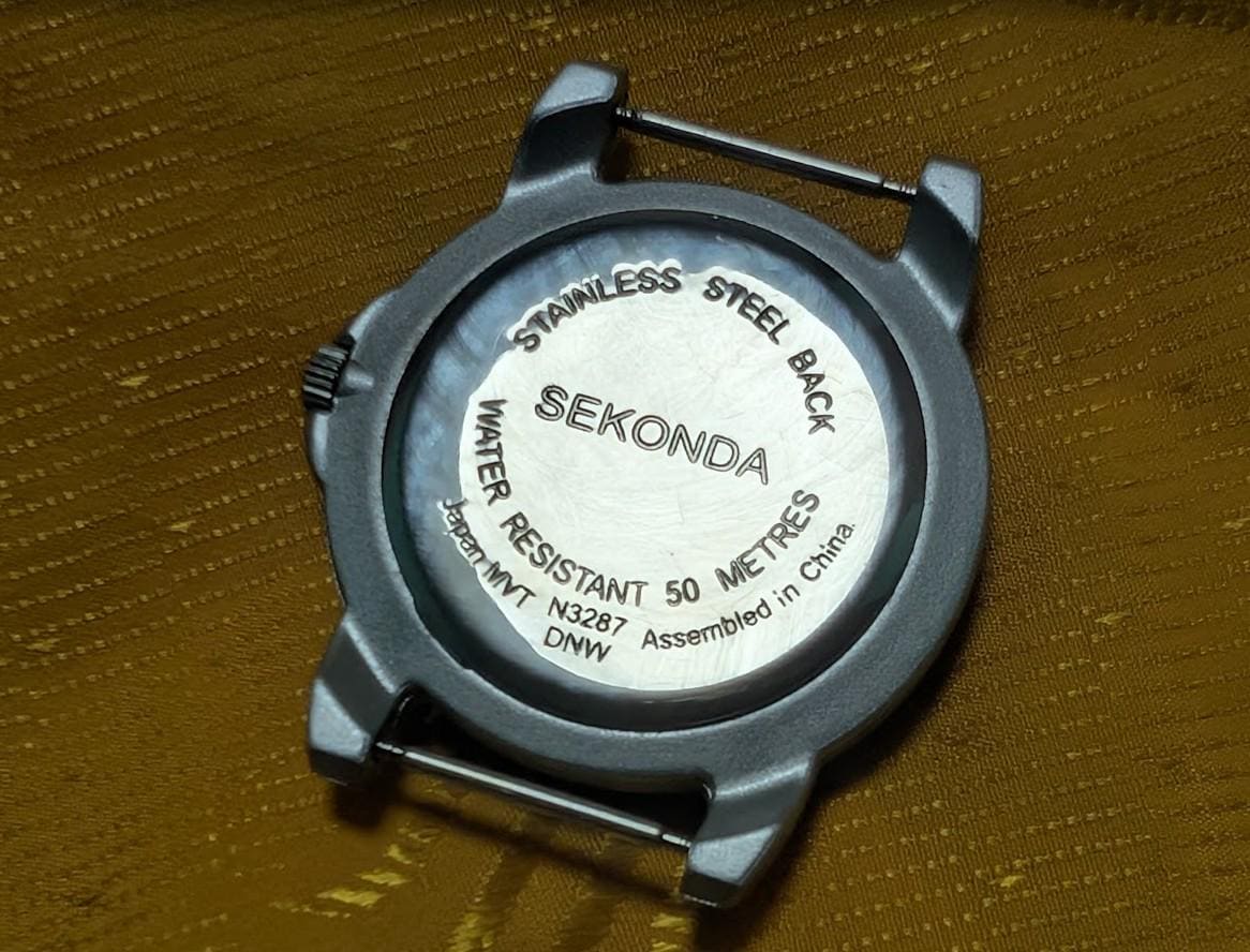 Pre-Owned Sekonda Xpose Sports Watch Quartz 50M WR Black Dial Casual Watch New Battery .case 40mm.NEW Battery
