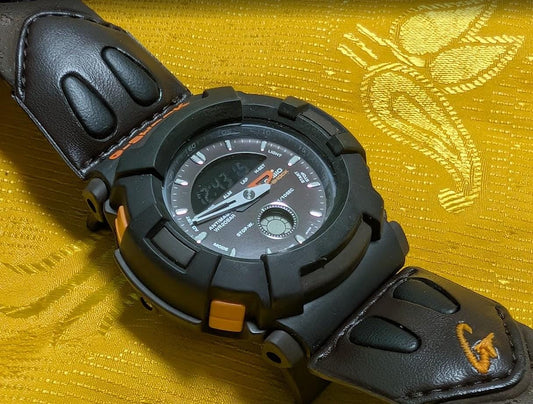 Rare Casio G-Shock AW-510 vintage Pre-Owned analog digital watch leather strap working, Case 46mm