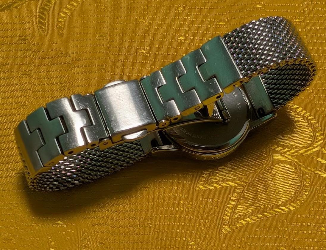 Vintage Pre-Owned Reguno Chouchou Solar-Tech Watch Japan 24mm Ladies Mesh Bracelet Working Elegant Rare