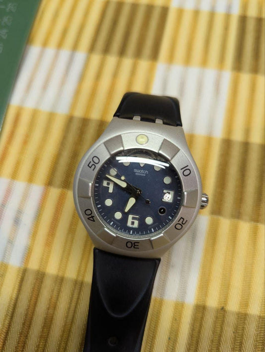 Vintage Pre-Owned 2002 Swatch Irony Scuba 200 Opah Blue YDS4015 Aluminum Quartz Watch Black Strap Swiss Made