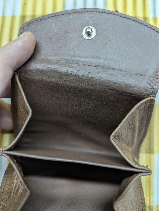Pre-Owned Ostrich Leather Coin Purse Brown Snap Closure Change Wallet Small Accordion Pouch Compact Cash Holder