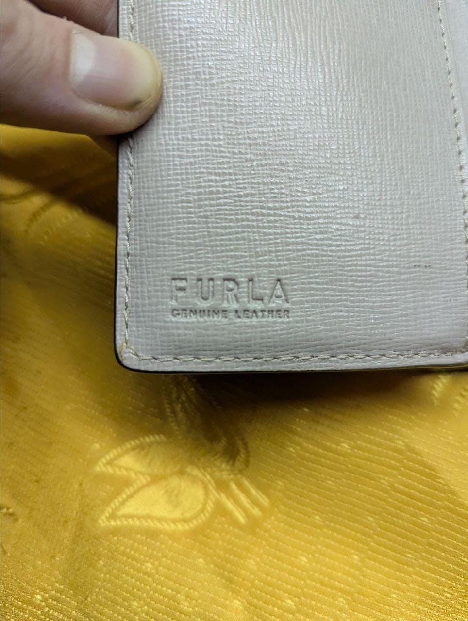Pre-Owned Italian FURLA tri-fold wallet made of genuine leather