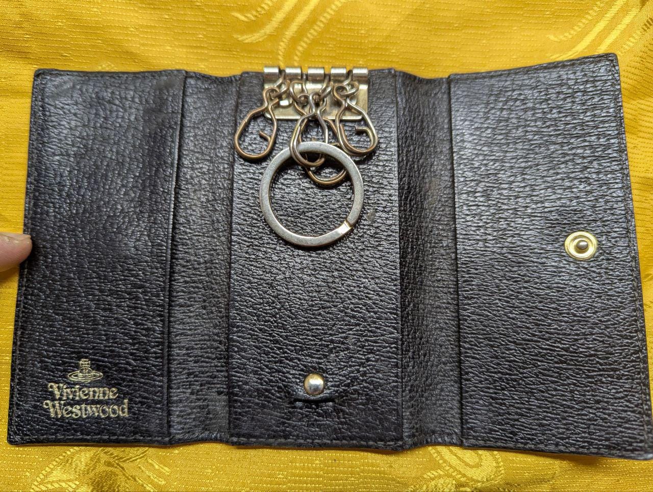 Authentic Vintage Pre-Owned Vivienne Westwood leather key holder 4 key