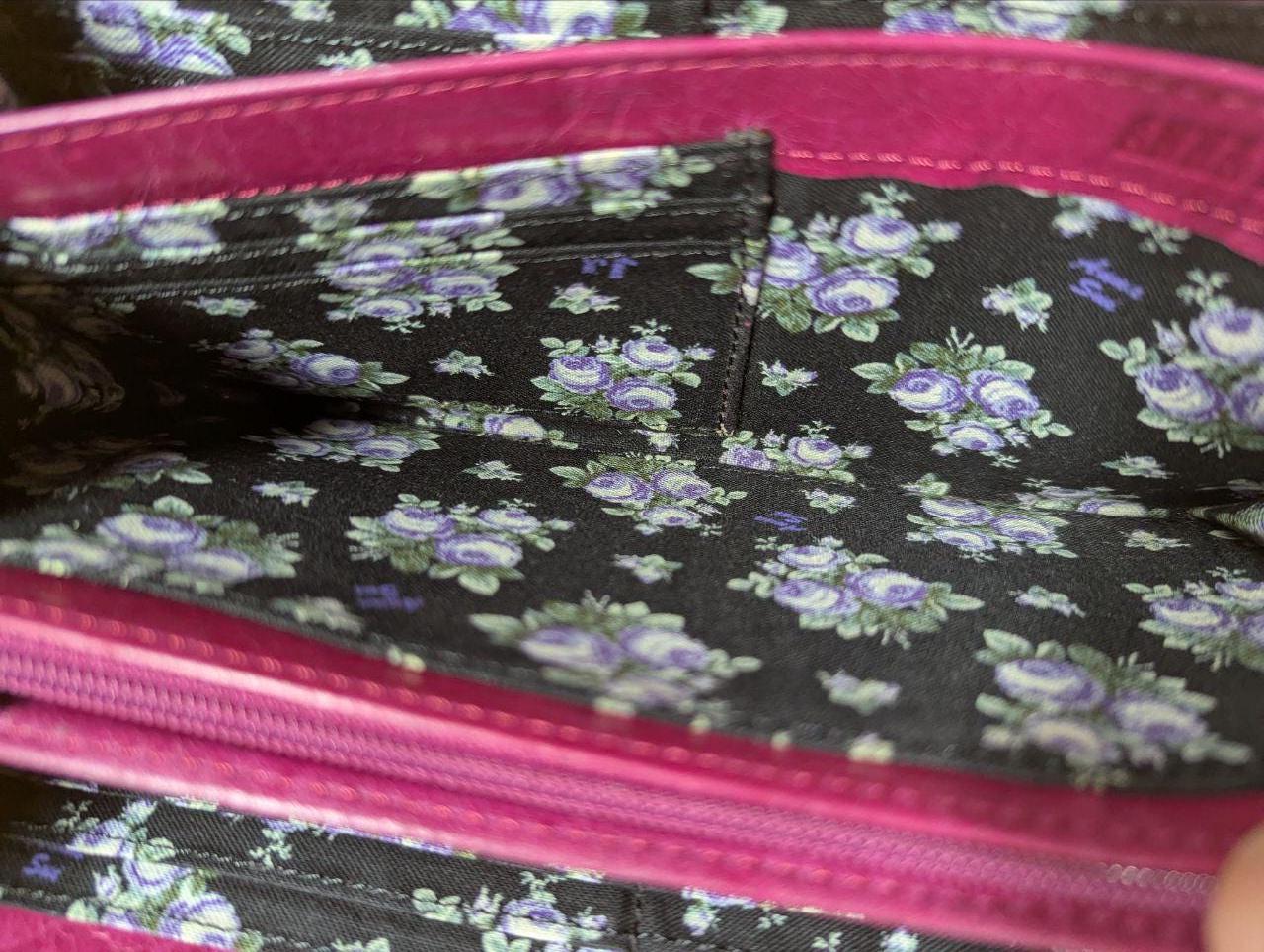 Pre-Owned Anna Sui Pink Butterfly Leather Wallet
