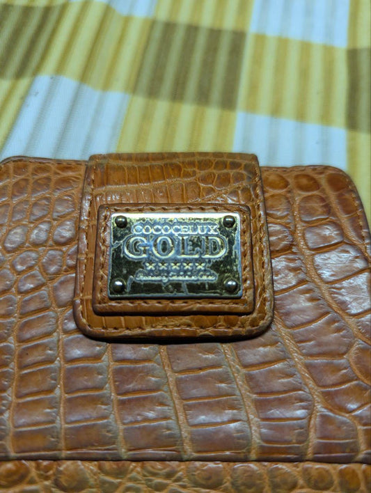 COCOCELUX GOLD Leather Wallet Crocodile Embossed Brown Compact Bifold Wallet with Snap Closure, Japanese Brand, Used