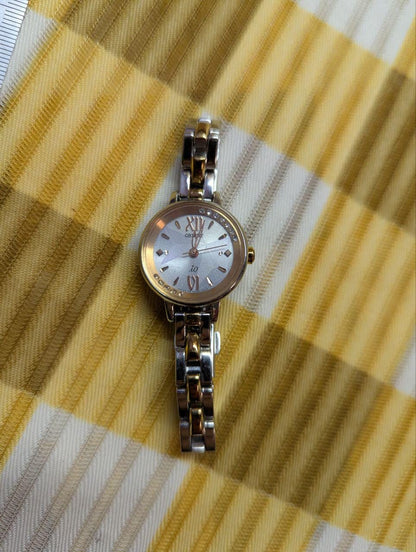 Pre-Owned Orient IO Solar Womens Watch Two Tone Stainless Steel Bracelet Crystal Dial Japan Made Working Condition