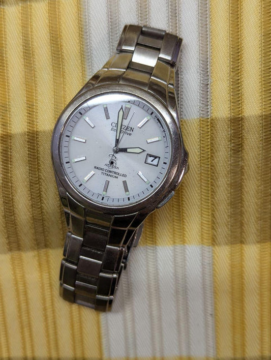 Vintage Pre-Owned Rare Citizen Attesa H410-T003788 Eco-Drive Titanium Radio Controlled Watch Silver Dial JDM Japan