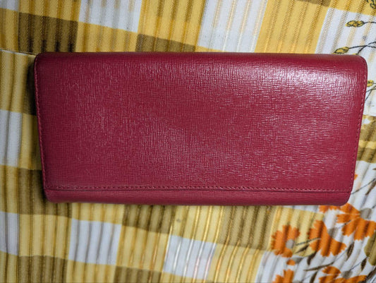 Furla Red Textured Leather Long Wallet – Pre-Owned Designer Accessory