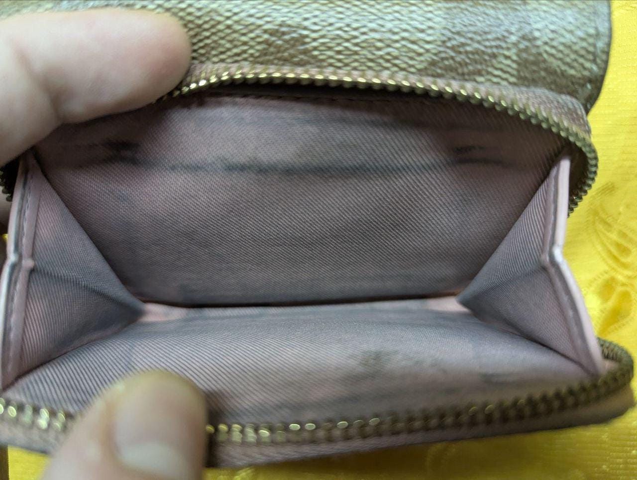Pre-Owned COACH Small Trifold Wallet Canvas Card Case Coin , Pink