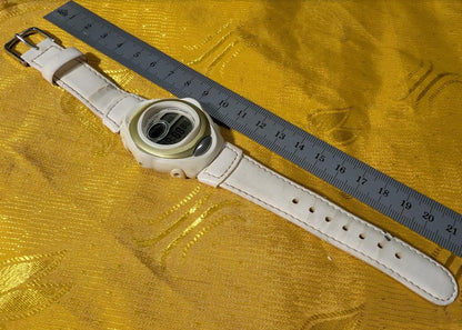 RARE Vintage Pre-Owned Casio Baby-G BGC-100 G-Cool Digital Watch White Gold Tone Shock Resistant Women’s Sport Watch Vintage Y2K.New Battery Case 38mm