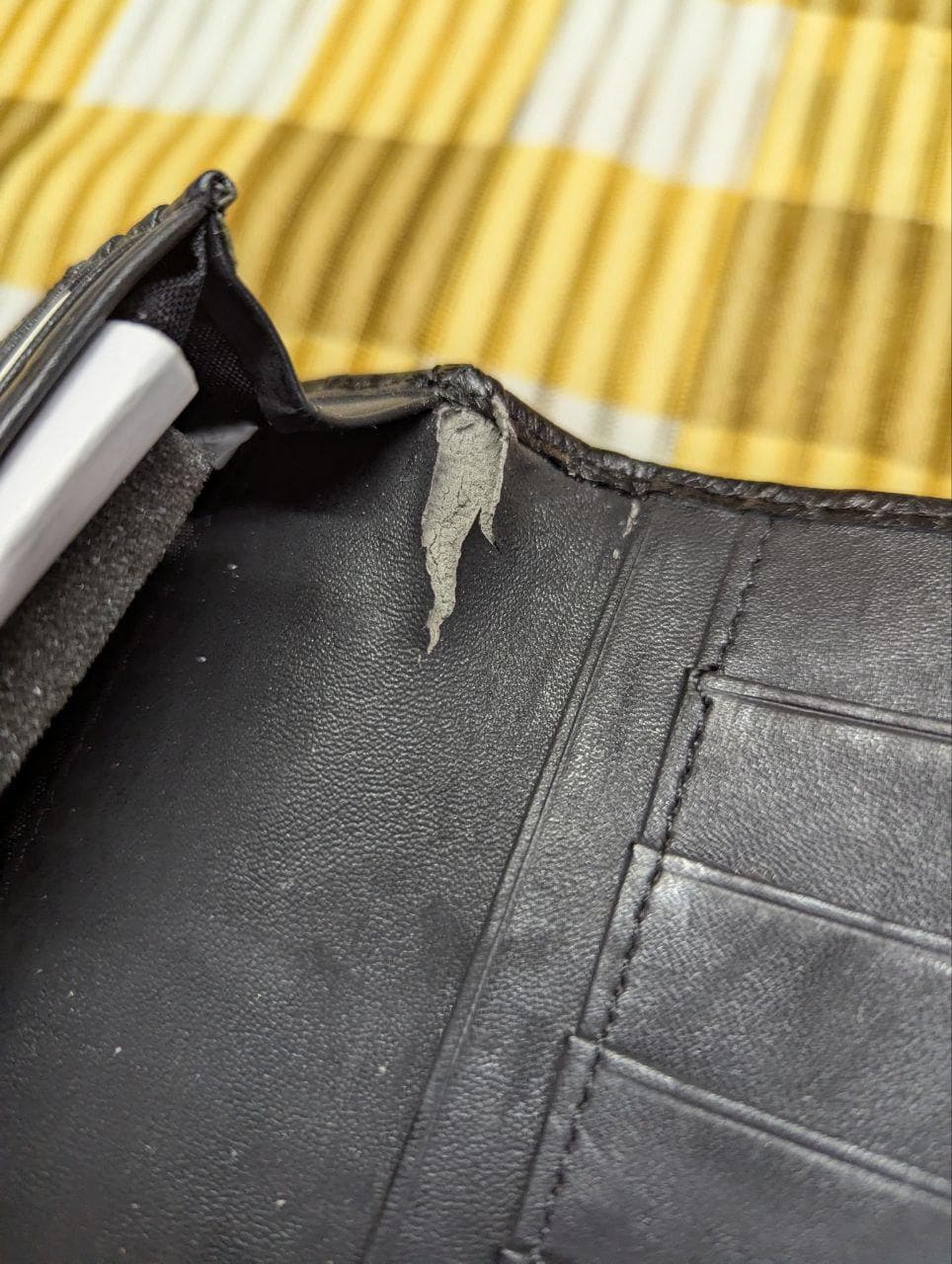 Vintage Pre-Owned Cerve Italy Long Leather Wallet Black Ostrich Embossed Bifold Card Holder Zip Coin Pocket Genuine Leather Wallet
