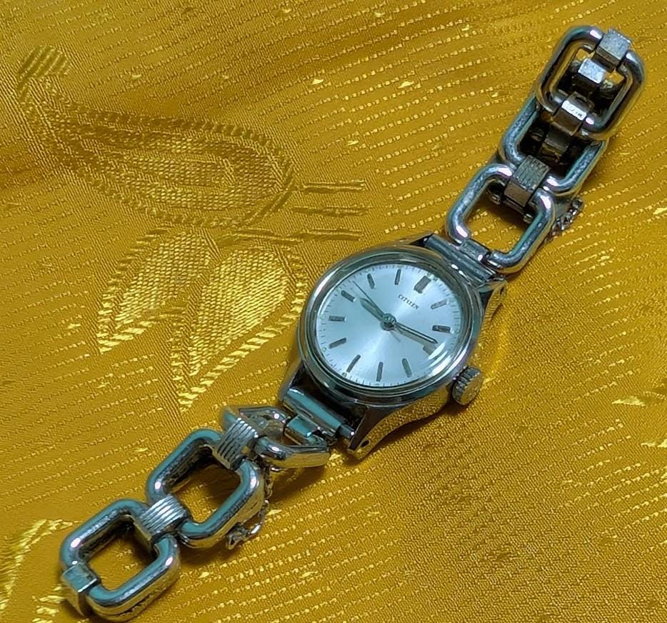 Citizen Vintage Pre-Owned Mechanical Women Watch 4 230523 Silver Tone Classic Elegant Dress Wristwatch.Case 23mm