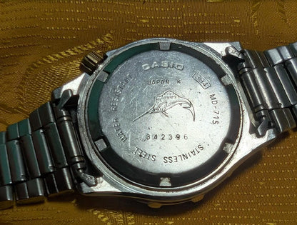 Casio MD-715 Marlin Vintage Pre-Owned Diver Watch 200M WR Steel Bracelet Day Date Quartz Japan. case 35mm.NEW Battery