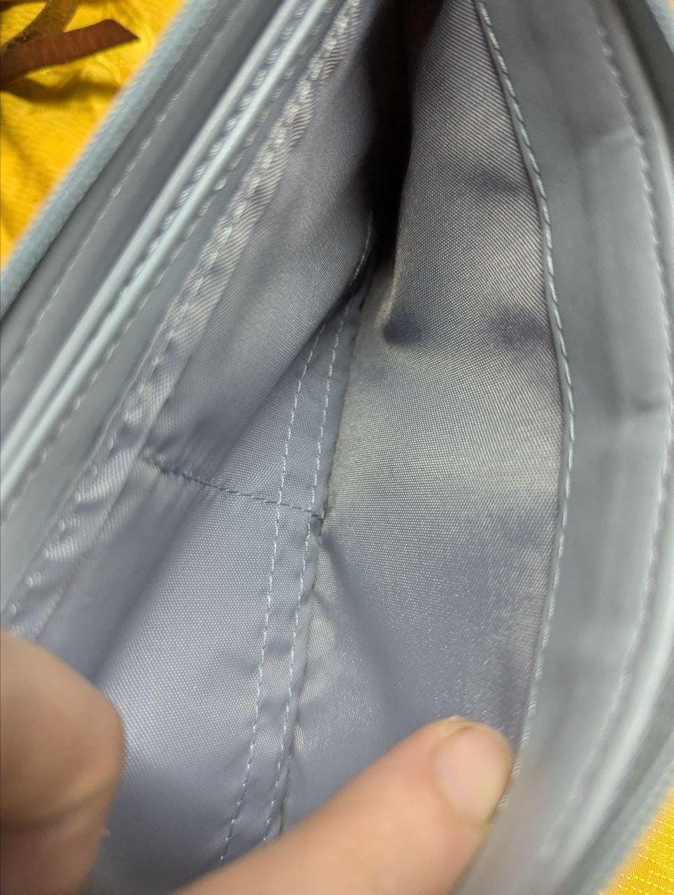 Pre-Owned Authentic Le Coq Sportif Long Wallet, Slim and Lightweight, with L-Zip