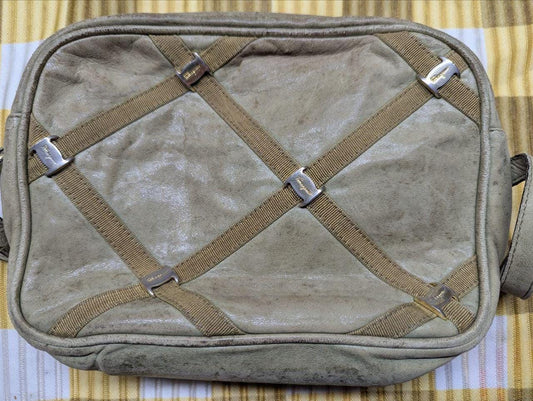 Vintage Pre-Owned Salvatore Ferragamo Leather Crossbody Bag Khaki Green Made in Italy Designer Shoulder Bag