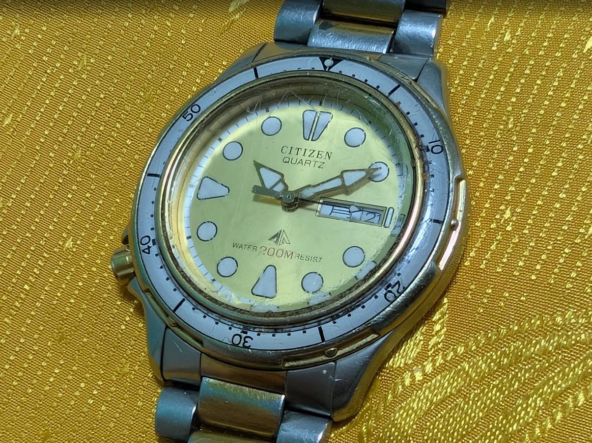 Rare Vintage Pre-Owned Citizen 200M Diver Quartz Watch 2854-259373 Japan 38mm For Repair