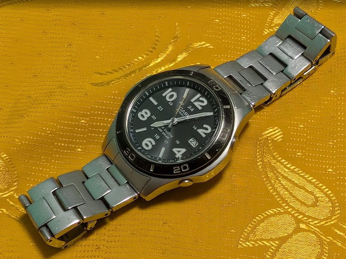 Vintage Pre-Owned CASIO Overland OVW-110 Wave Ceptor Tough Solar Watch 40mm Titanium Style Working Rare Japan