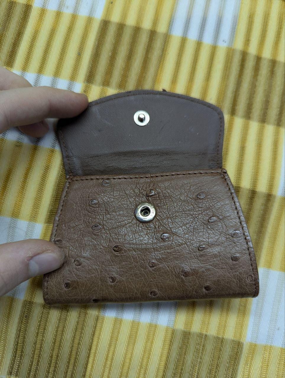 Pre-Owned Ostrich Leather Coin Purse Brown Snap Closure Change Wallet Small Accordion Pouch Compact Cash Holder