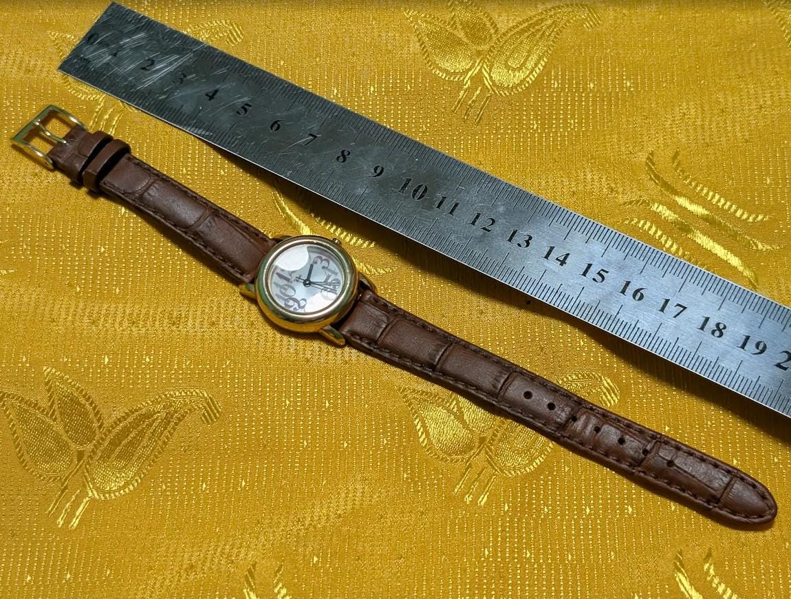 Riki Alba 1N01 KD90 Ladies Watch 24mm Japanese Quartz Watch Maruman Leather Strap Designer Vintage Pre-Owned Watch