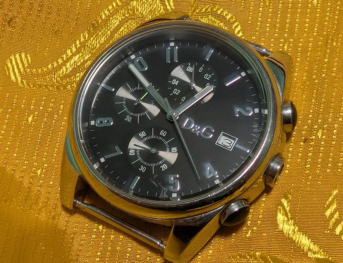 Pre-Owned Dolce Gabbana D&G Time Watch Chronograph Black Dial Mens Watch Stainless Steel Fashion Watch. case 42mm.NEW Battery