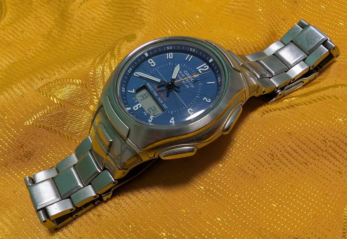Vintage Pre-Owned Casio Wave Ceptor WVA-430J Tough Solar Blue Dial Radio Controlled Japan Watch Steel Bracelet