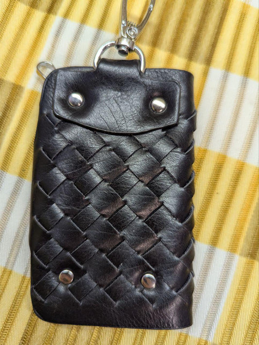 Pre-Owned Compact woven leather key holder with suede for 6 keys