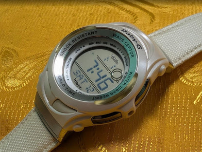 Vintage Pre-Owned Casio Baby-G Wave Ceptor BGT-2001WH White Digital Watch 42mm Read Description New Battery