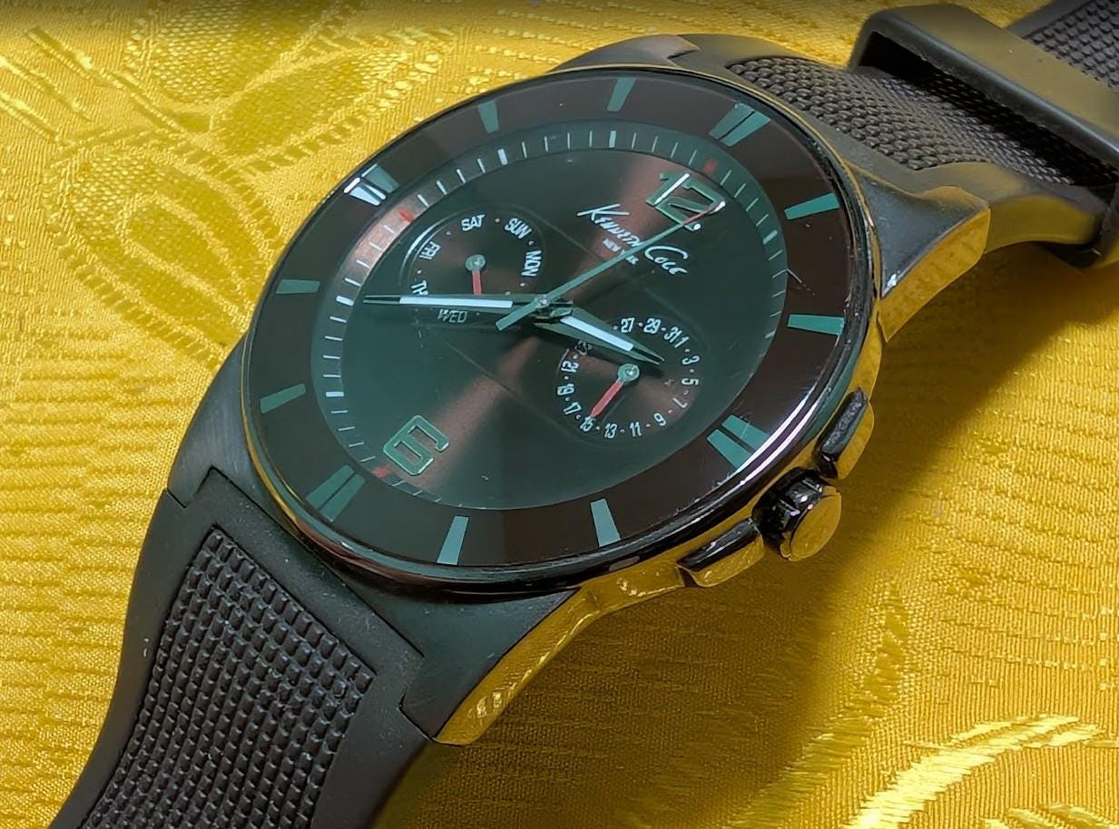 Pre-Owned Kenneth Cole New York Oversized Black Watch 40mm Multifunction Dial Large Wrist Excellent Condition