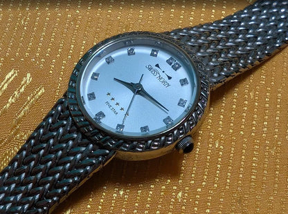 Vintage Pre-Owned Swiss Horn Five Star 092 Ladies Watch Swiss Made Silver Dial Mesh Bracelet Working 23mm Elegant Dress Watch