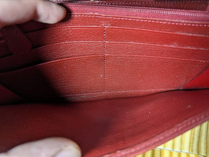 Authentic Cartier Love Red Leather Bi-Fold Wallet – Vintage Pre-Owned Designer Accessory