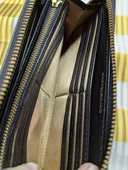 Pre-Owned Castelbajac Leather Round Zipper Long Wallet , Black