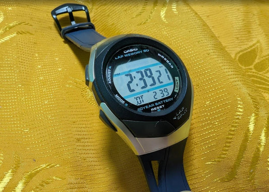 Vintage Pre-Owned Casio PHYS STR-300 Digital Sports Watch 35mm Lap Memory 5BAR Working Condition