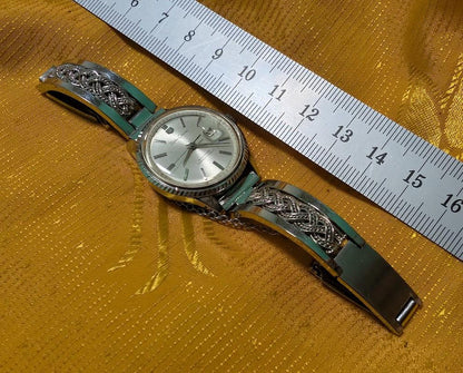 Rare Vintage Pre-Owned Seiko Chariot 2107 0130 Mechanical Watch Ladies 26mm Japan Elegant Bracelet Classic Dress Watch Working