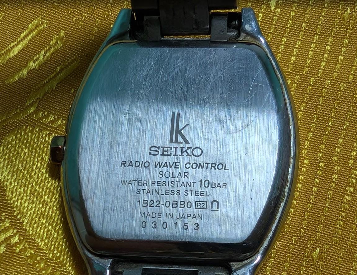 Vintage Pre-Owned Seiko Lukia 1B22-0BB0 Solar Radio Wave Control Ladies Watch JDM Working