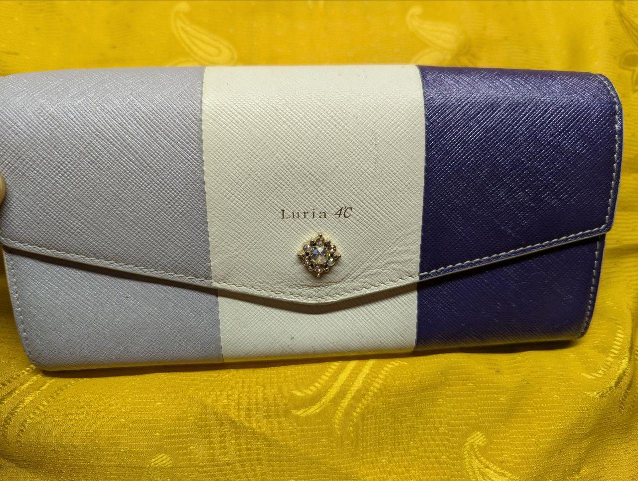 Pre-Owned Luria 4C long women's wallet in blue, sky blue, and white