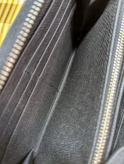 Pre-Owned Peyne Long Men's Leather Carbon Zip Around Wallet Bifold
