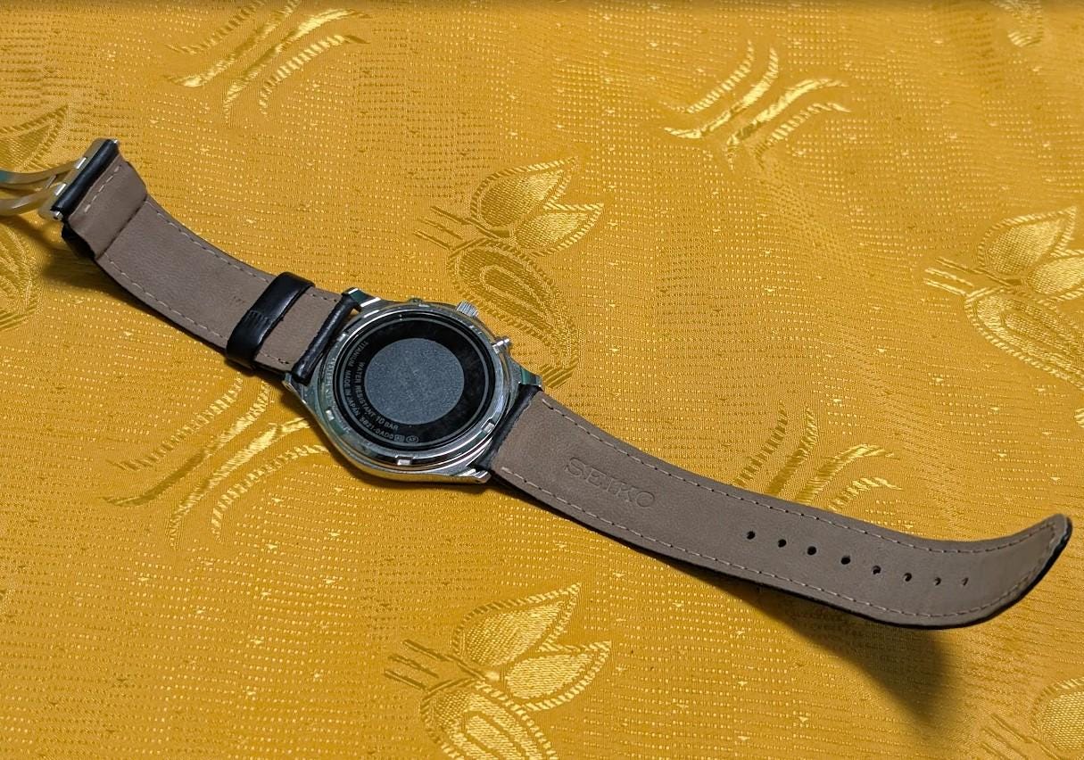 Pre-Owned Seiko Radio Wave Control Titanium 5B21-0AD0 JDM Quartz Watch 10 Jewels Japan Rare Titanium Mens Watch Original Strap.New battery.