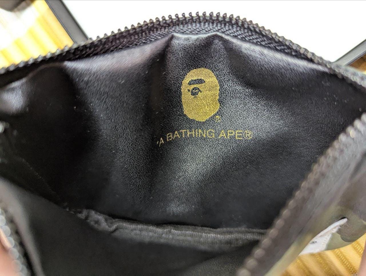 Pre-Owned Authentic a bath inc ape BAPE CAMO Padded Wallet