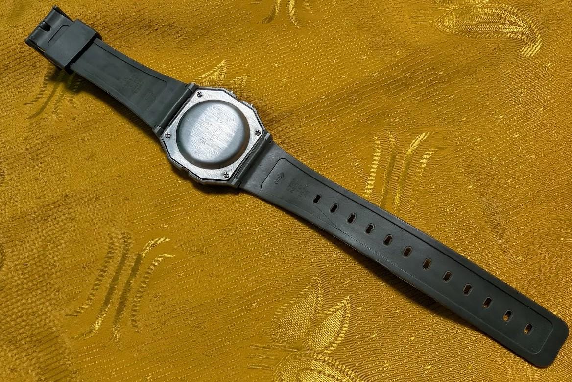Vintage Pre-Owned B-MING BEAMS Digital Watch – Rare Retro Minimalist Japan Design – 34mm Unisex. New Battery.