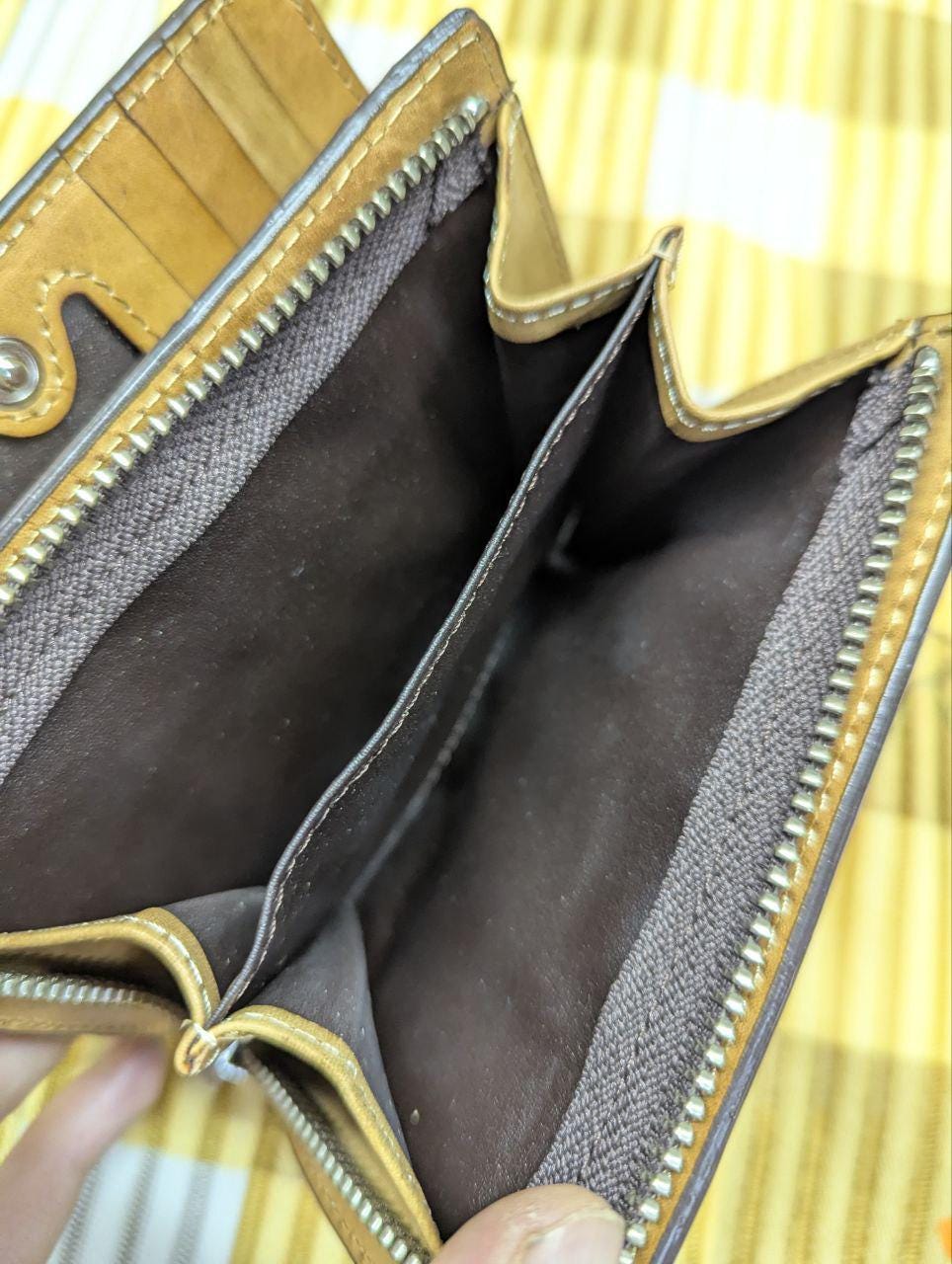 Pre-Owned Tough Jeans Military Surplus Leather Wallet