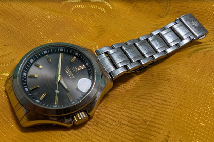 Vintage Pre-Owned Harrison Diamond JH-087 Solar Drive Radio Controlled Watch 42mm Original Bracelet Japan For Repair