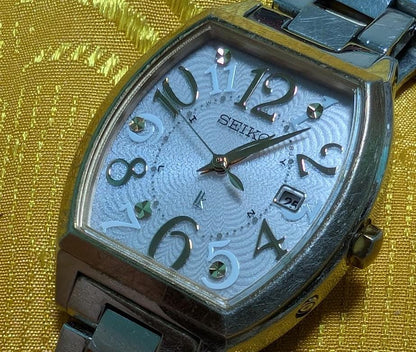 Vintage Pre-Owned Seiko Lukia 1B22-0BB0 Solar Radio Wave Control Ladies Watch JDM Working