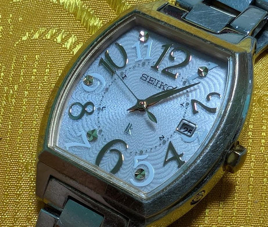 Vintage Pre-Owned Seiko Lukia 1B22-0BB0 Solar Radio Wave Control Ladies Watch JDM Working