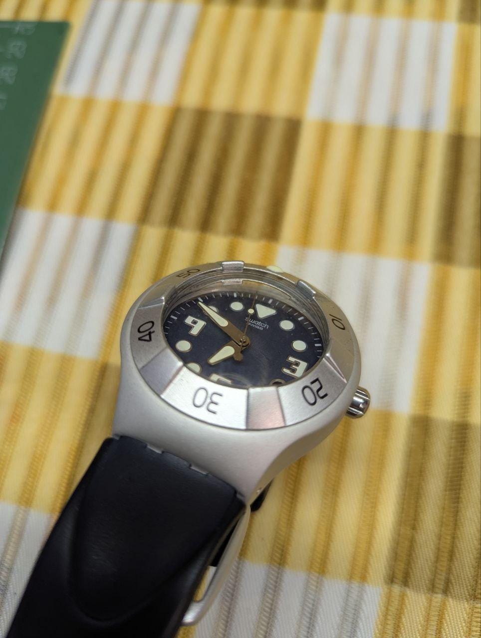 Vintage Pre-Owned 2002 Swatch Irony Scuba 200 Opah Blue YDS4015 Aluminum Quartz Watch Black Strap Swiss Made