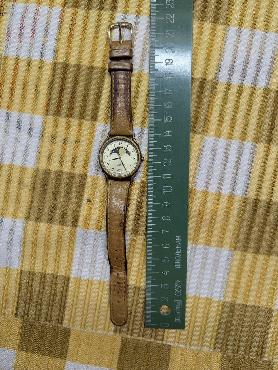 Vintage Pre-Owned Rare Seiko Alba V338-6020 Moon Phase Quartz Watch Cream Dial Brown Leather Strap Japan Date