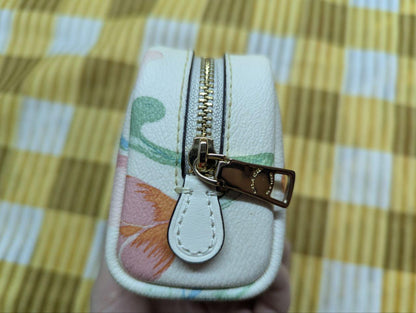 Pre-Owned Coach Mini Boxy Cosmetic Case Dreamy Land Floral Print Leather Makeup Bag Small Zip Pouch Authentic Coach