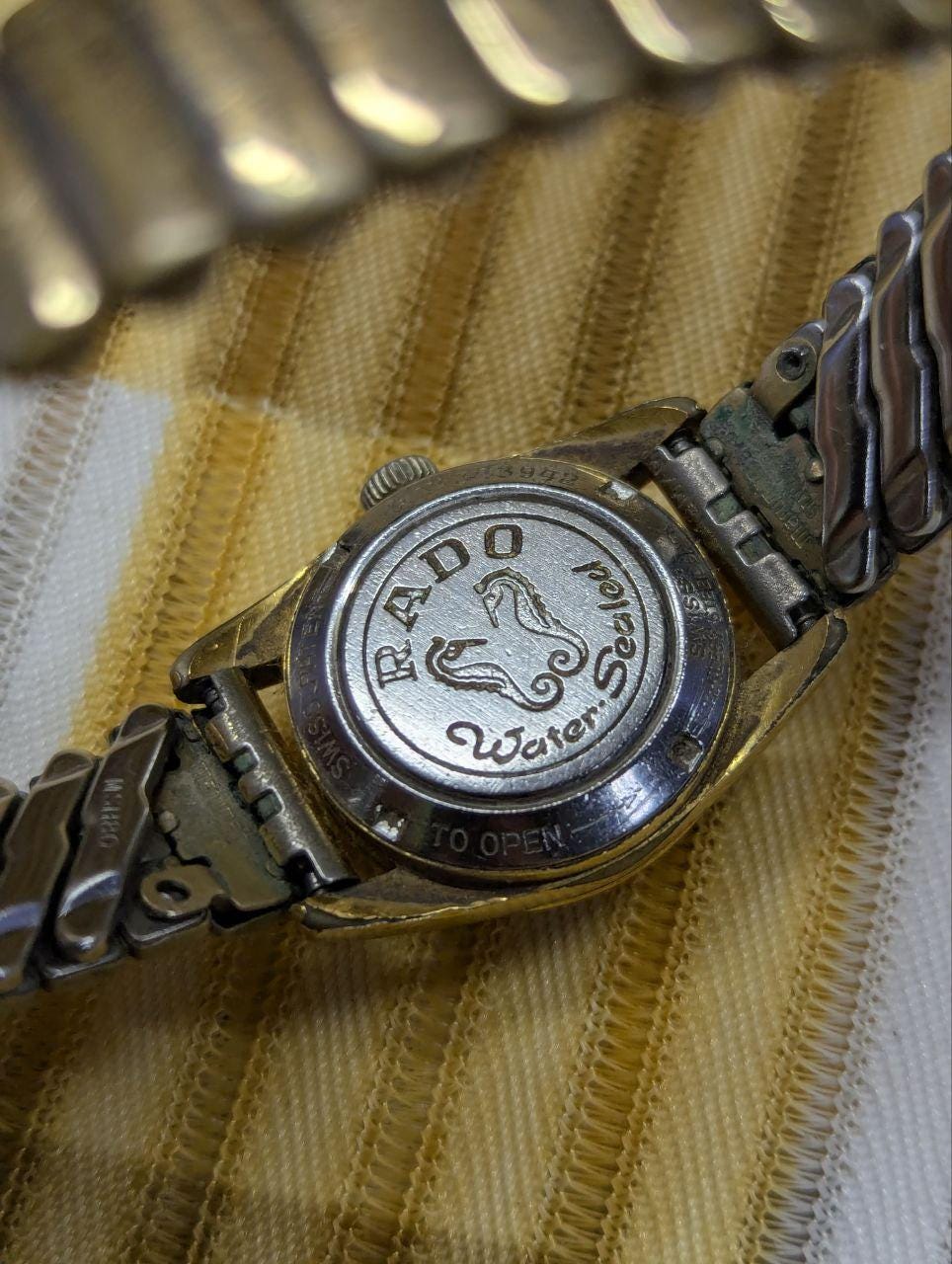 Vintage Pre-Owned Rado Green Horse Automatic Ladies Watch Swiss 17 Jewels Gold Tone Date Wrist Watch 22mm Working Retro Watch