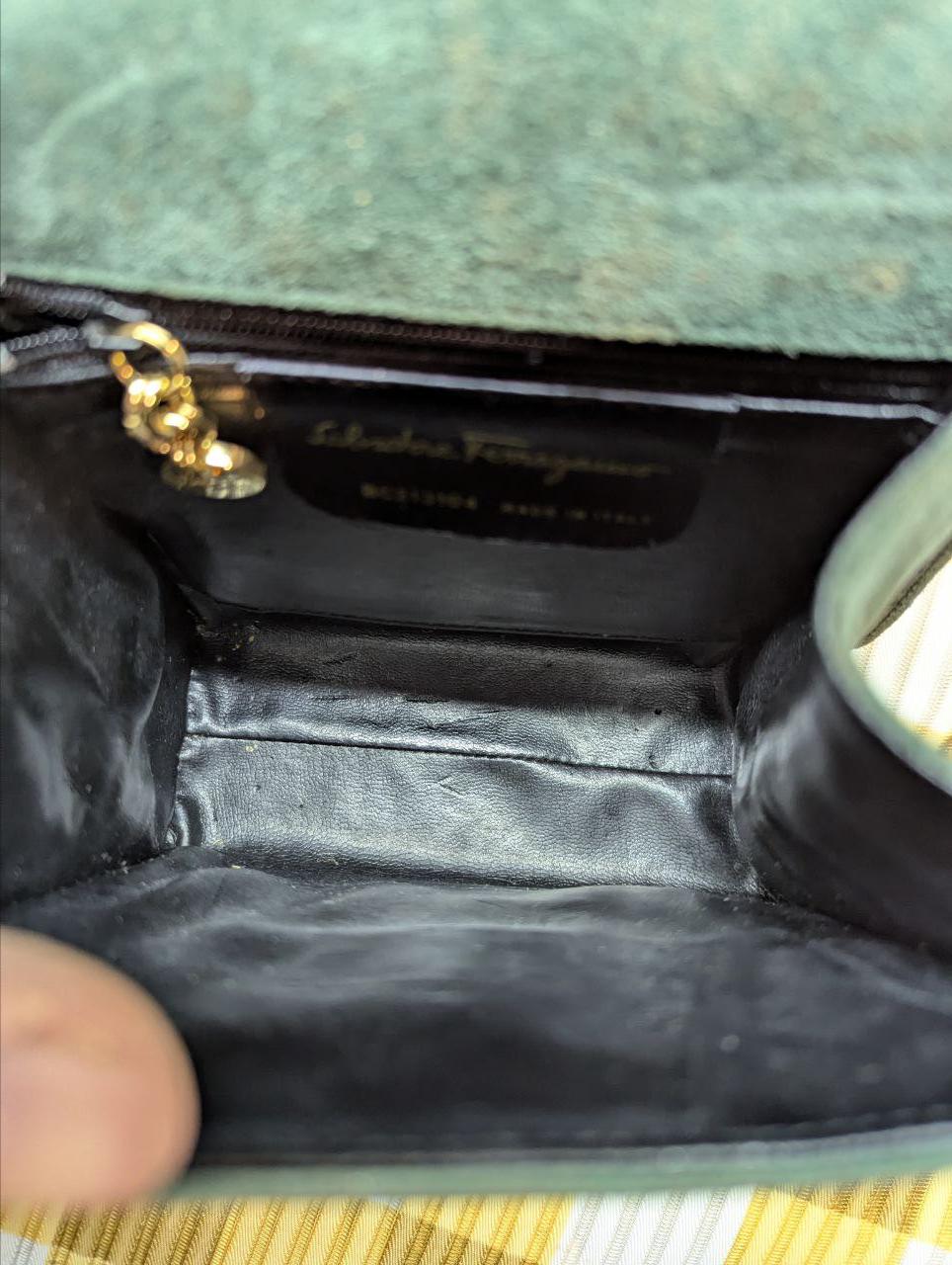 Salvatore Ferragamo Suede Mini Bag Green Vara Bow Crossbody Bag Vintage Pre-Owned Ferragamo Shoulder Bag Made In Italy